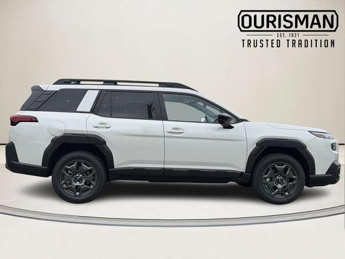 Crystal White Pearl 2026 Subaru Outback Premium