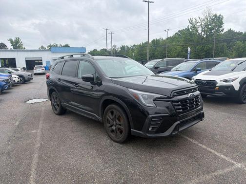 Crystal Black Silica 2024 Subaru Ascent Onyx Edition 7-Passenger