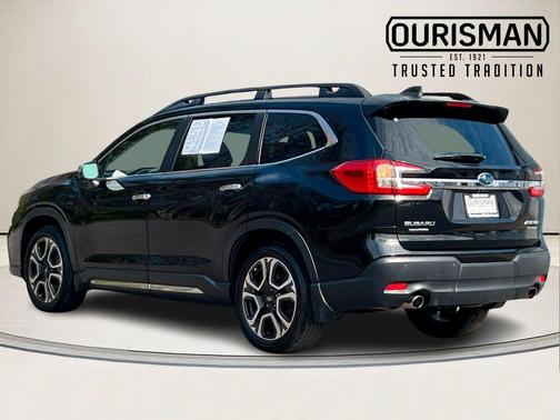Crystal Black Silica 2023 Subaru Ascent Touring 7-Passenger