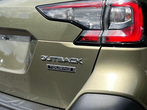 2021 Subaru Outback Touring