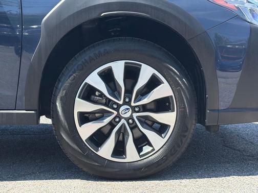 Cosmic Blue Pearl 2024 Subaru Outback Limited