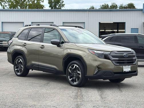 Autumn Green Metallic 2026 Subaru Forester Hybrid Premium
