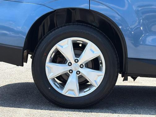 Quartz Blue Pearl 2015 Subaru Forester 2.5i Premium