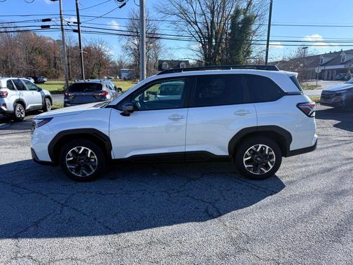 2025 Subaru Forester Premium