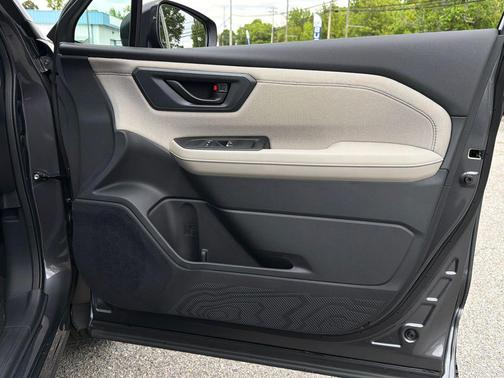 Magnetite Gray Metallic 2026 Subaru Forester Hybrid Premium