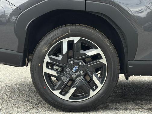 Magnetite Gray Metallic 2026 Subaru Forester Hybrid Premium