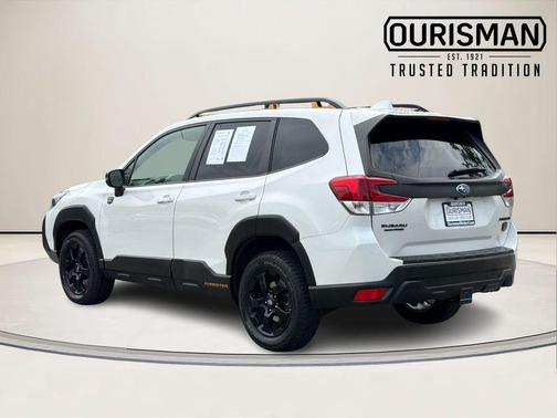 Crystal White Pearl 2022 Subaru Forester Wilderness