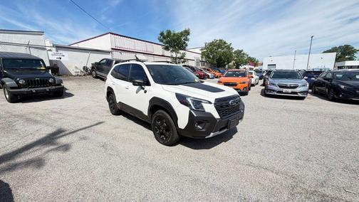Crystal White Pearl 2022 Subaru Forester Wilderness