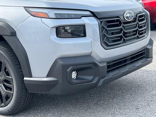 Ice Silver Metallic 2026 Subaru Outback Limited XT