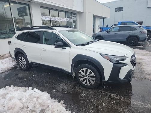 2025 Subaru Outback Premium