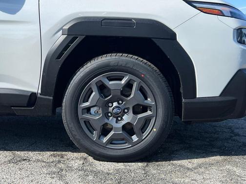 Crystal White Pearl 2026 Subaru Outback Premium