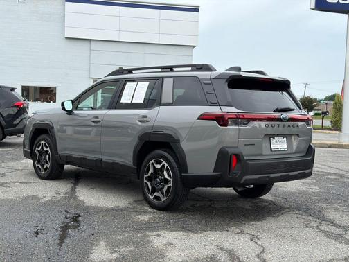 River Rock Pearl 2026 Subaru Outback Touring