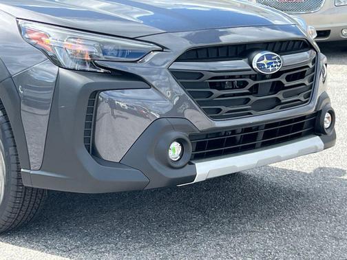 2025 Subaru Outback Touring