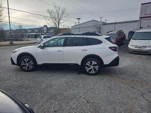 2020 Subaru Outback Touring
