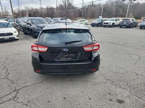 2019 Subaru Impreza 2.0i
