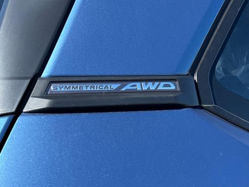 2025 Subaru Forester Base
