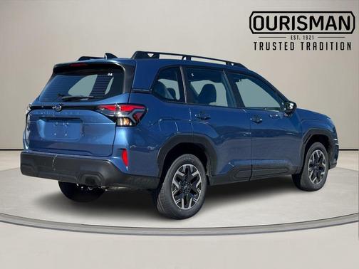 2025 Subaru Forester Base
