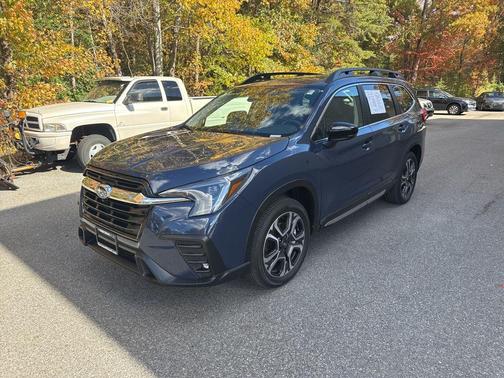 2025 Subaru Ascent Limited 8-Passenger