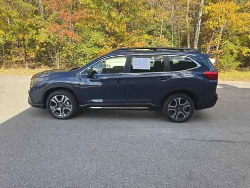 2025 Subaru Ascent Limited 8-Passenger