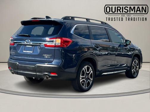 2025 Subaru Ascent Limited 8-Passenger