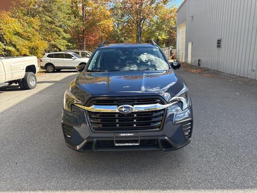 2025 Subaru Ascent Limited 8-Passenger