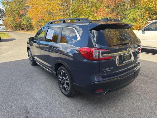 2025 Subaru Ascent Limited 8-Passenger