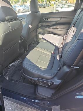 2025 Subaru Ascent Limited 8-Passenger