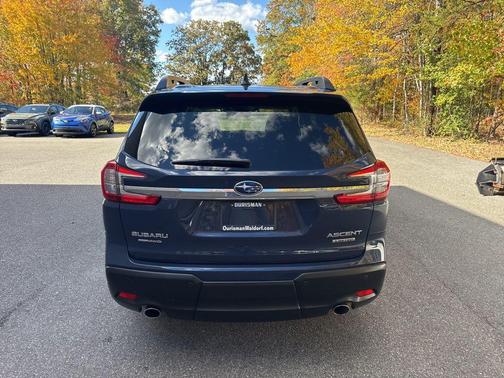 2025 Subaru Ascent Limited 8-Passenger