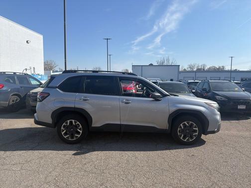 Ice Silver Metallic 2026 Subaru Forester Premium