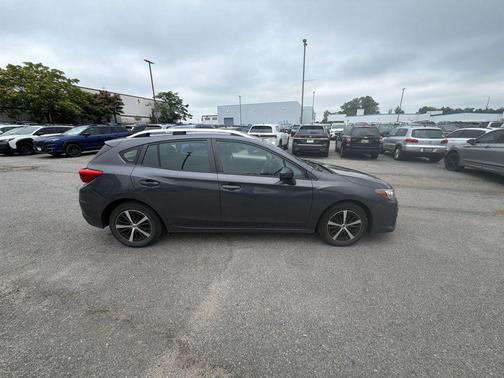 Gray Metallic 2022 Subaru Impreza 2.0i Premium