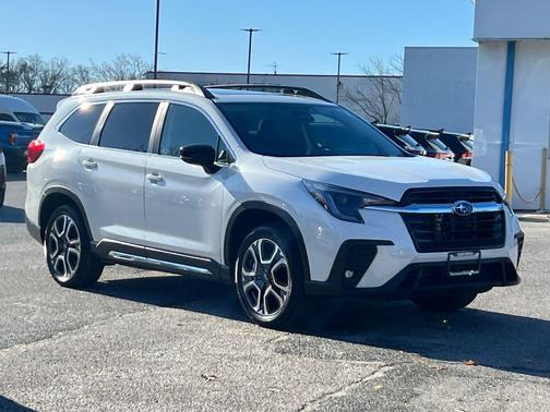 2025 Subaru Ascent Limited 8-Passenger