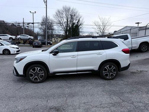 2025 Subaru Ascent Limited 8-Passenger