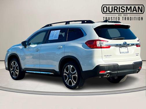 2025 Subaru Ascent Limited 8-Passenger