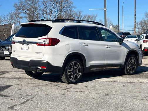 2025 Subaru Ascent Limited 8-Passenger