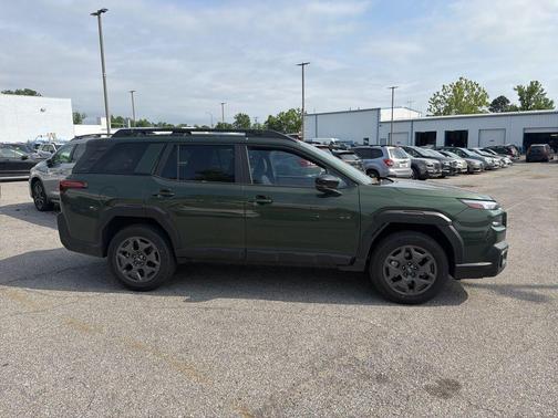 Deep Emerald Green Pearl 2026 Subaru Outback Premium