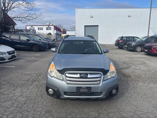 2013 Subaru Outback 2.5i Premium