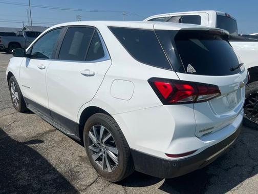 Summit White 2024 Chevrolet Equinox LT