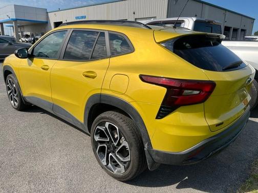 Nitro Yellow Metallic 2024 Chevrolet Trax 2RS