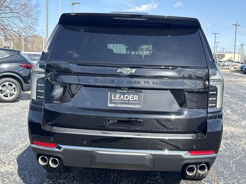 2025 Chevrolet Suburban Premier