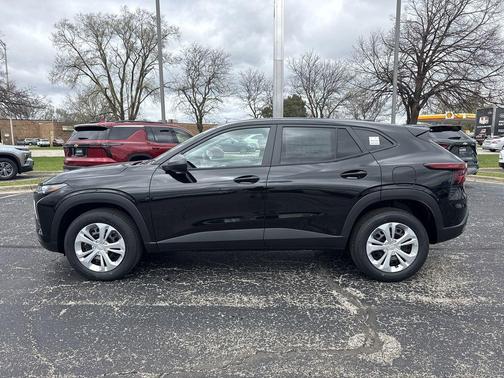 2025 Chevrolet Trax LS