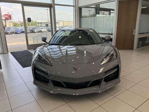2025 Chevrolet Corvette E-Ray