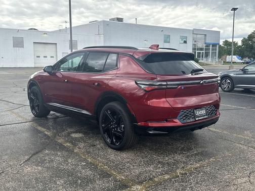 2025 Chevrolet Equinox EV RS