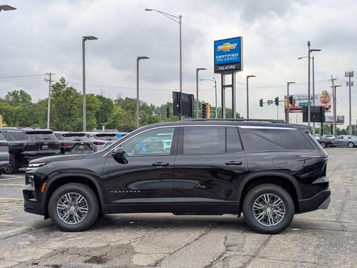 2025 Chevrolet Traverse LT