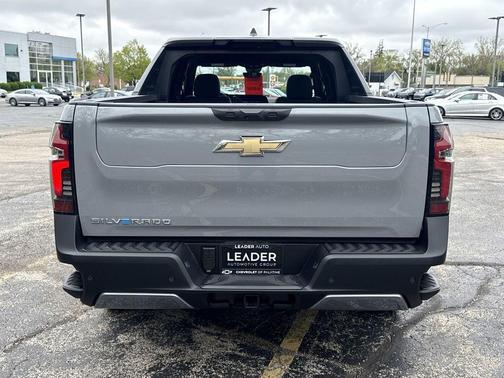 2025 Chevrolet Silverado EV LT