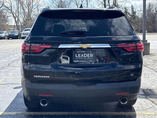 2022 Chevrolet Traverse LT Cloth