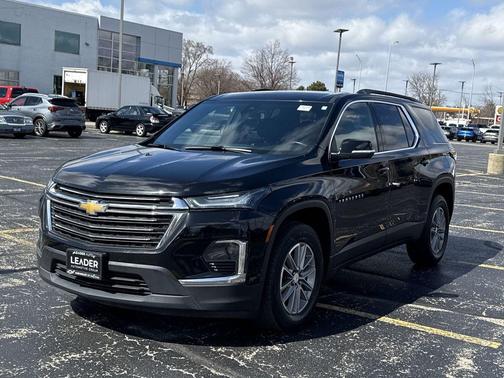 2022 Chevrolet Traverse LT Cloth