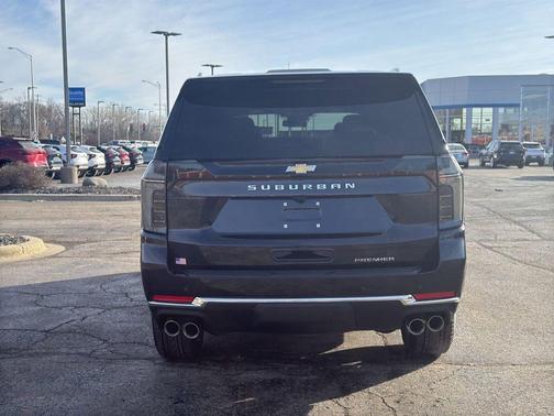 2025 Chevrolet Suburban Premier