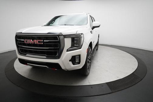 Summit White 2023 GMC Yukon AT4