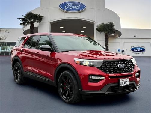 2022 Ford Explorer ST