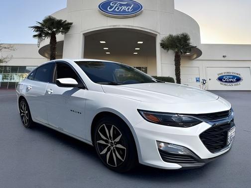 Summit White 2021 Chevrolet Malibu RS